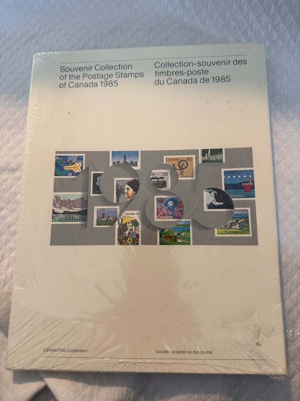1985 Canada Post Souvenir Collection Annual Stamp Book - FACTORY SEALED